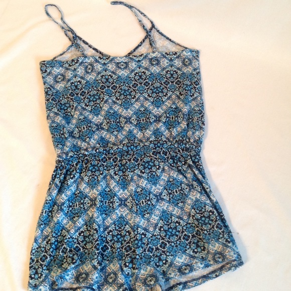 Romper - Picture 5 of 6
